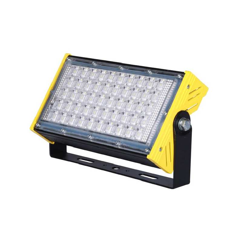 پروژکتور 50 وات SMD پارس شعاع توس مدل آتریا پروژکتور آتریا 50 وات SMD پارس شعاع - Image 1